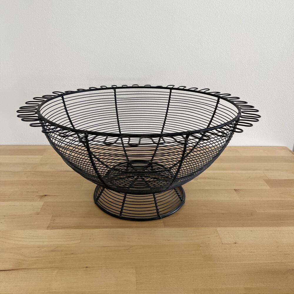 Vintage Black Metal Wire Fruit Vegetable Basket Bowl French Country Farmhouse